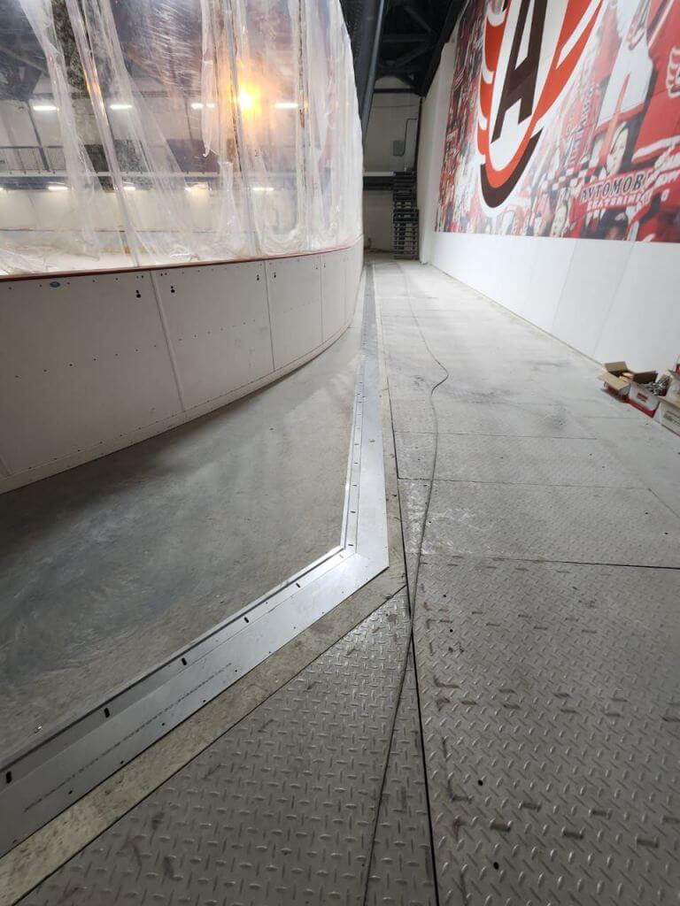 Нержавеющие детали для ледовой арены фото 3