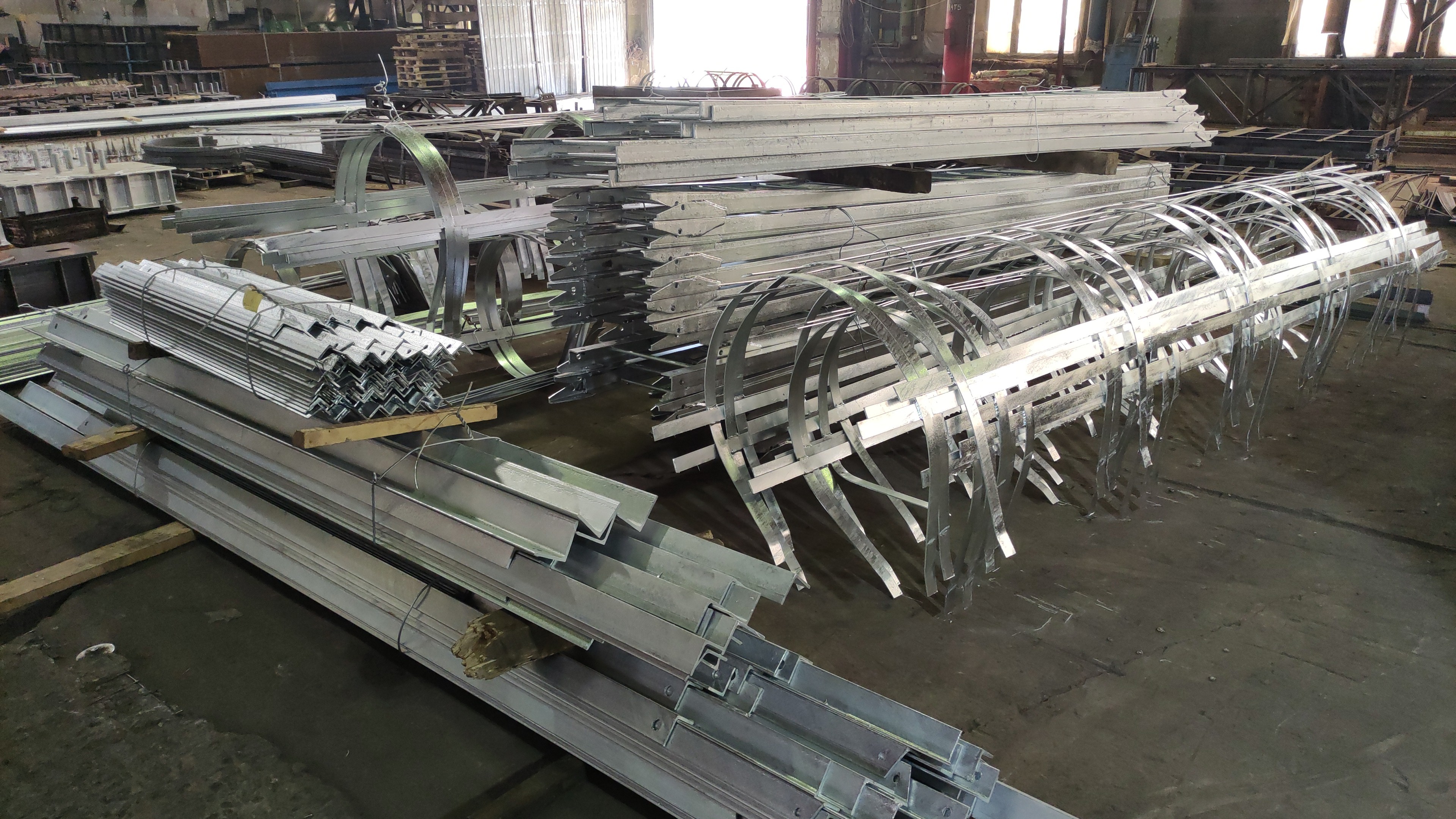 Оцинкованная мачта ПМС Оцинкованная мачта ПМС фото